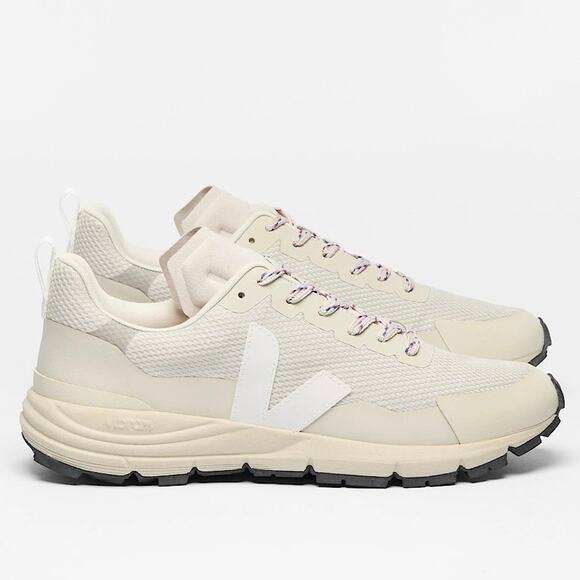 Veja Shoes - Veja Dekkan Alveomesh Sneakers